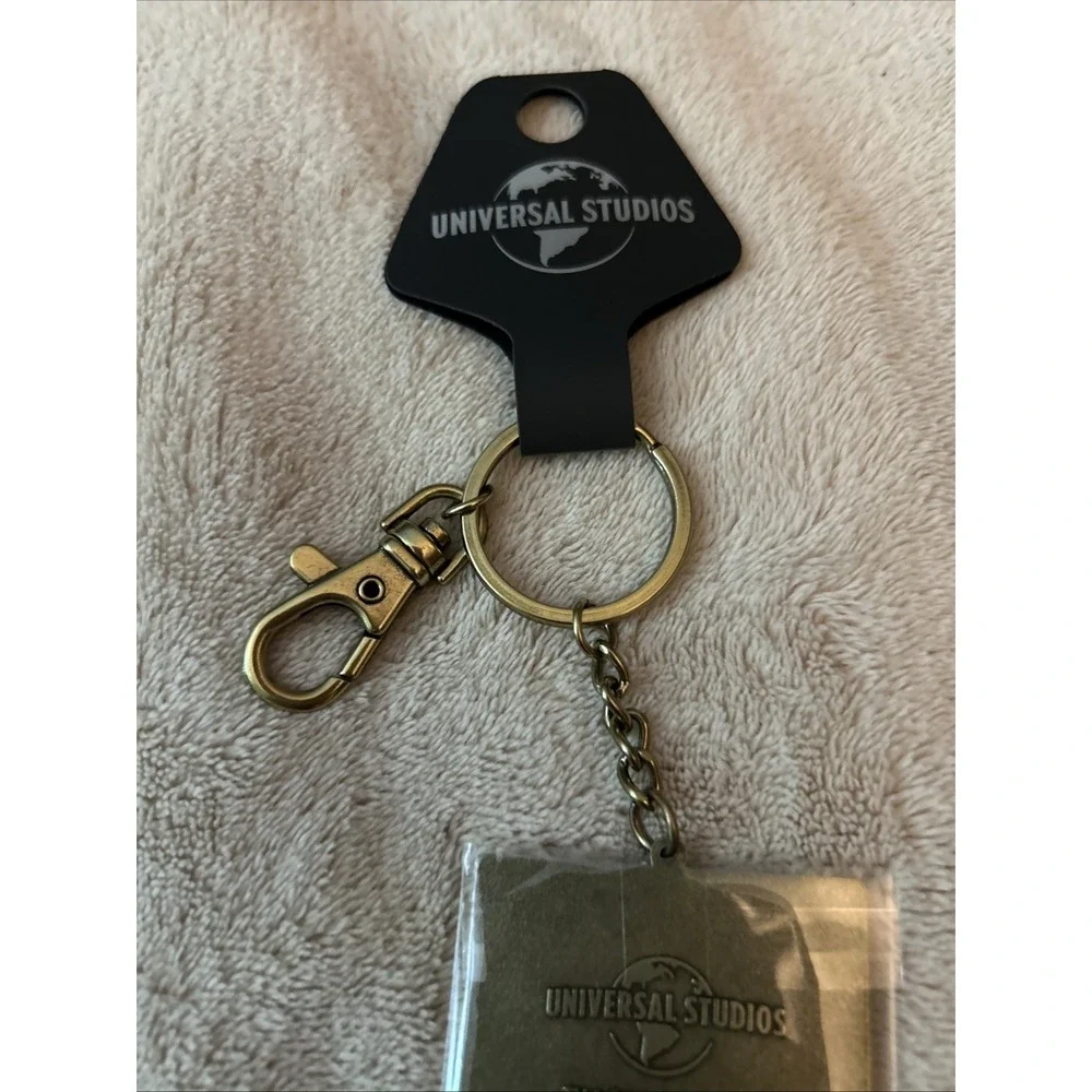 NWT Universal Studios Universal Monsters‎ The Mummy Metal Keychain